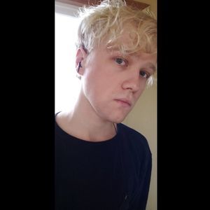 Meet your Posher, Derek